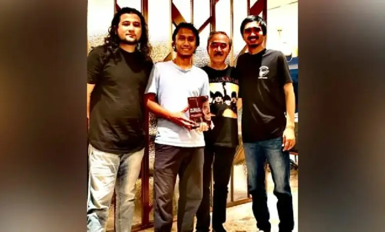 10 Lagu Terbaik Sheila on 7: Nikmati Karya Musik Tersohor — Cianjur Update