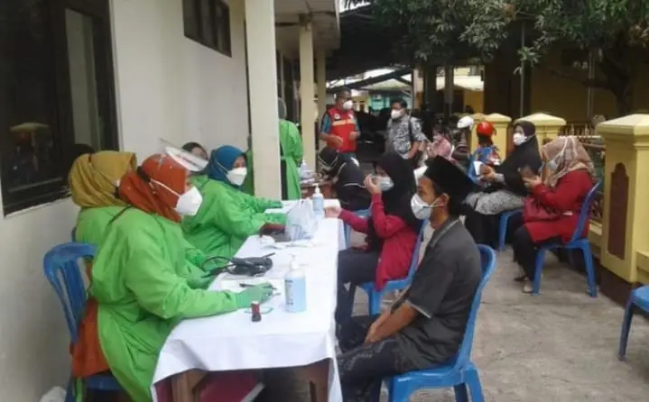 100 Juta Masyarakat Sudah Terima Dosis Lengkap Vaksinasi Covid-19