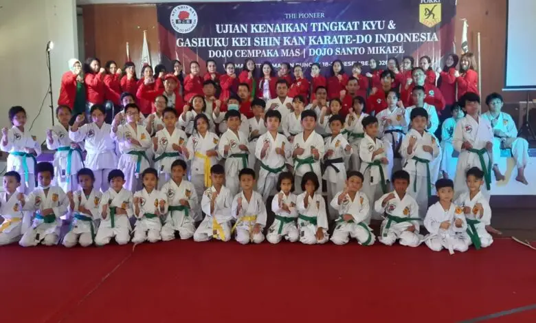 40 Murid Kei Shin Kan Karate-Do Indonesia Ikut Kenaikan Tingkat Kyu di Cipanas