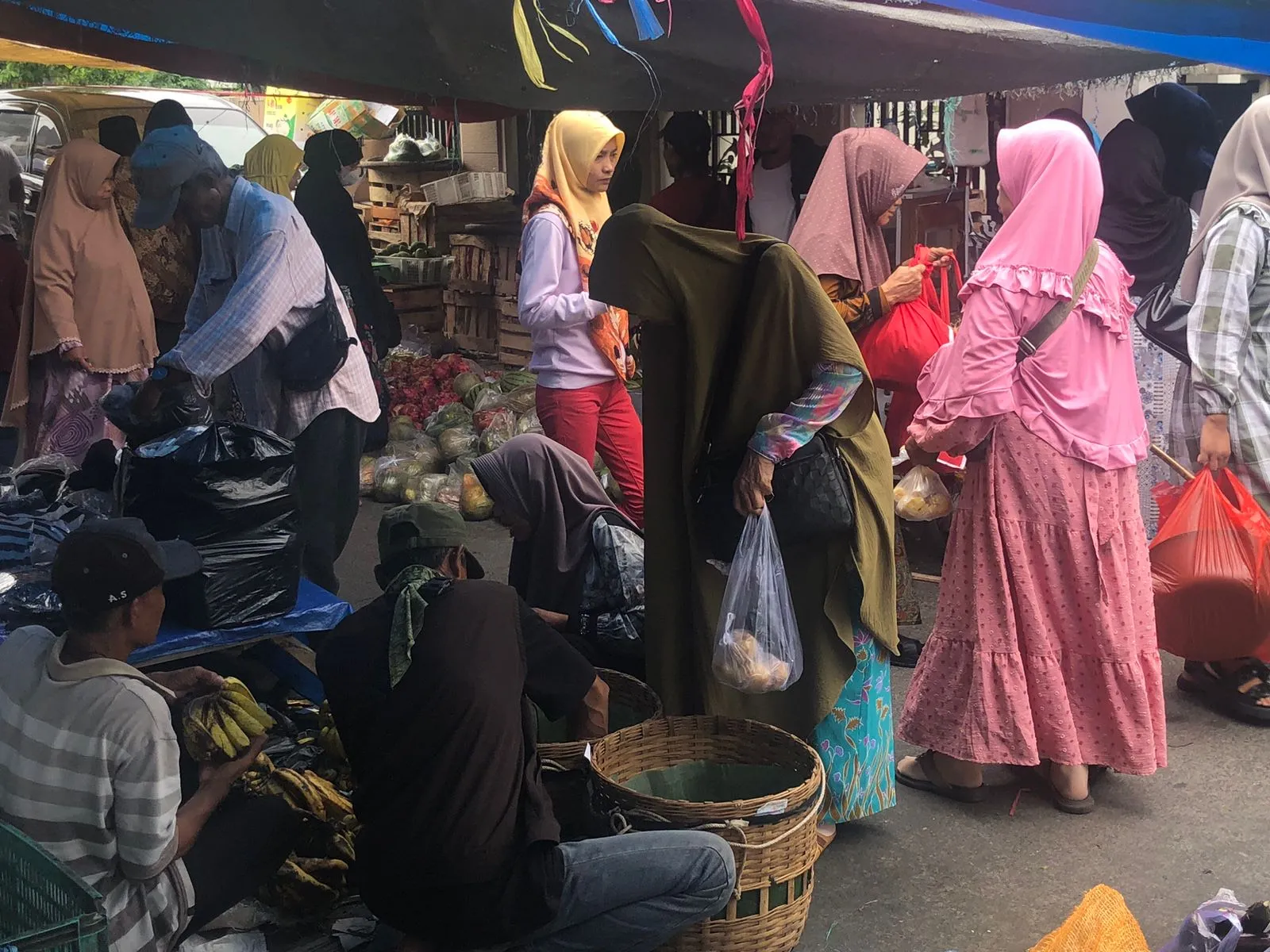 50 Tahun Pasar Kamisan Jadi Pusat Perdagangan dan Keagamaan di Cianjur