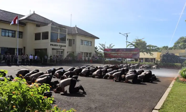78 Anggota Polres Cianjur Naik Pangkat Setingkat Lebih Tinggi