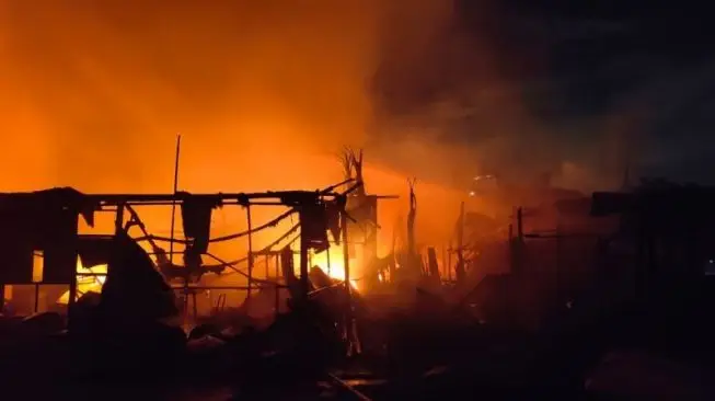 Akibat Korek Gas, Sebuah Rumah Terbakar di Campaka, Cianjur