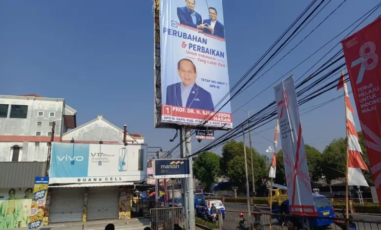 Baliho Bergambar Anis Baswedan Diturunkan Demokrat Cianjur