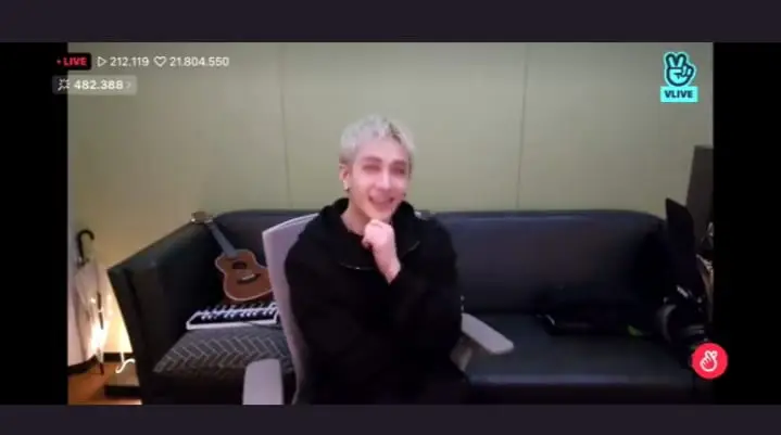 Bang Chan Stray Kids Puji Lagu Lathi Weird Genius, Netizen Girang!