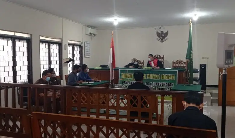 Belasan Warga Cianjur Disidang Gegara Langgar Prokes, Sanksinya Denda 100 Ribu atau Penjara Dua Hari