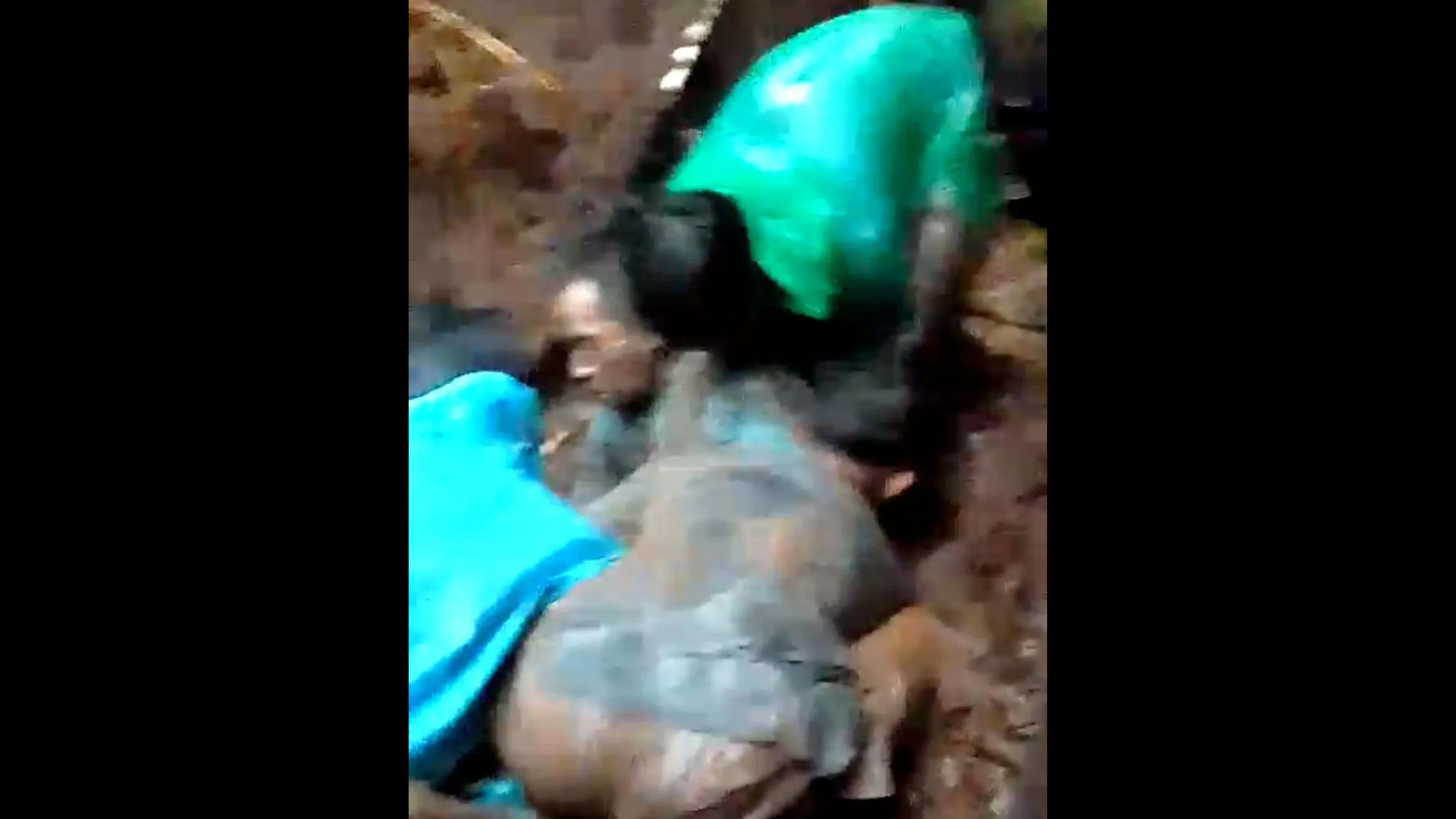Beruntung Selamat, Pria di Cianjur Tertimbun Longsor Saat Perbaiki Selokan