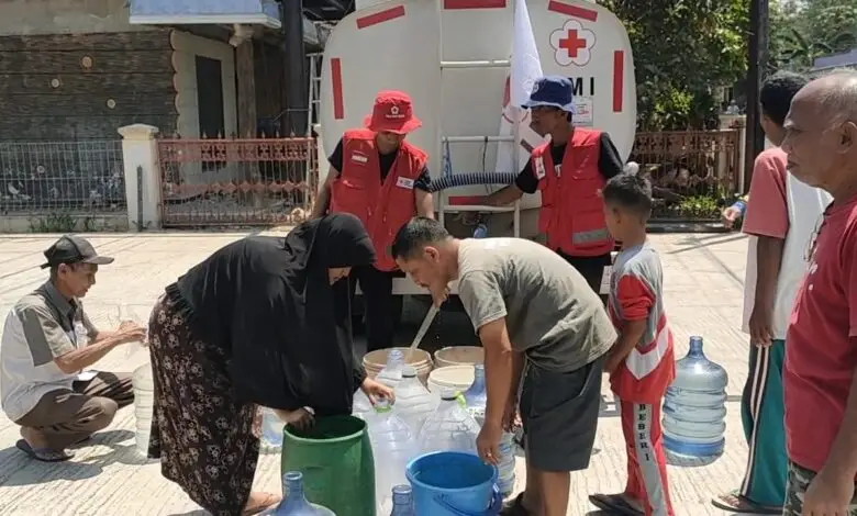 BPBD Cianjur Siap Siaga Distribusikan Air Bersih Bersama Dinas dan Intansi
