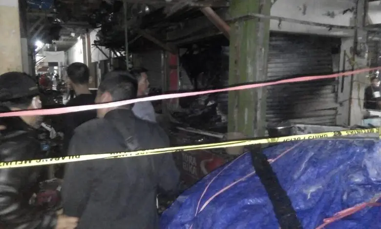BREAKING NEWS: Dua Kios di Pasar Induk Pasirhayam Cianjur Kebakaran