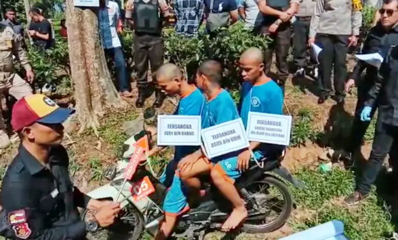 BREAKING NEWS: Rekonstruksi Pembunuhan di Tegalega
