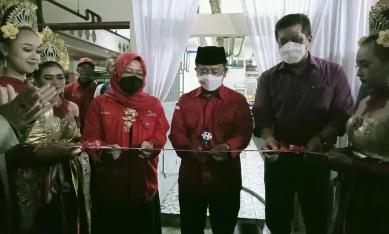 Bupati Cianjur Resmikan Kolam Air Panas di Cipanas