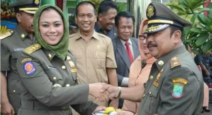 Bupati Karawang Cellica Nurachadiana Positif Corona