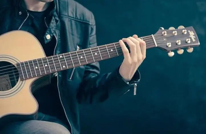 Chord dan Lirik Lagu Kiss Me - Sixpence None the Richer