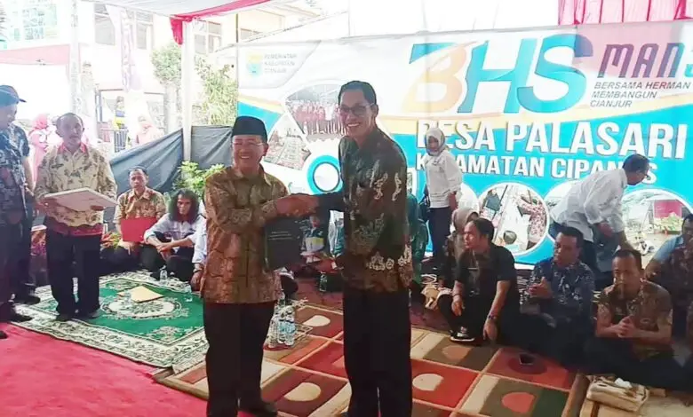 CNL BHS Manjur Bantu Masyarakat Desa Palasari