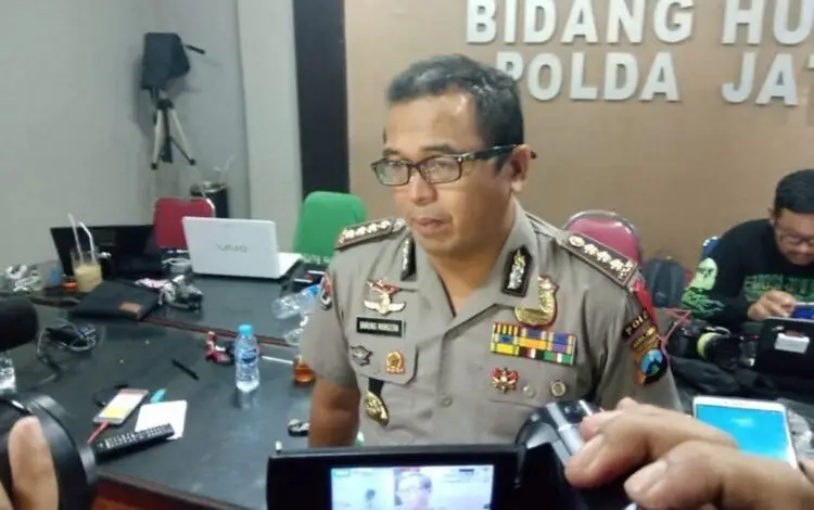 Delapan Polisi Tersambar Petir, Tiga Tewas