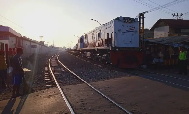 Desember, Reaktivasi Jalur Kereta Api Cianjur - Cipatat Selesai
