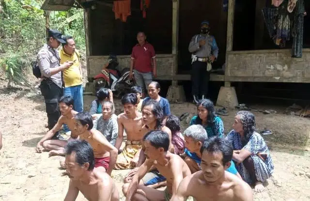 Diduga Lakukan Ritual Sesat, 16 Orang Warga Pandeglang Diamankan Polisi