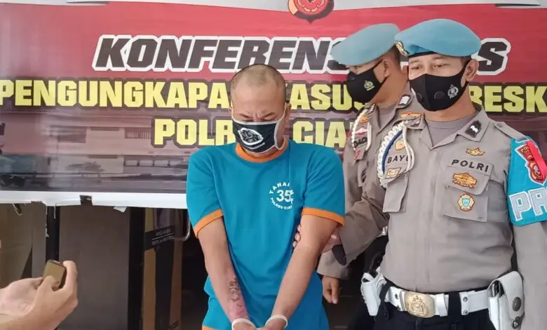 Ditangkap di Hutan, Nih Tampang Pria yang Bakar Pacar di Cianjur hingga Meninggal Dunia