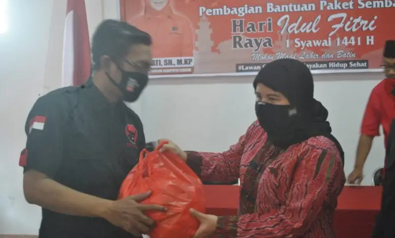 DPC PDIP Cianjur Siapkan Ribuan Paket Sembako untuk Masyarakat