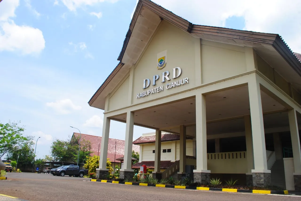 DPRD dan Pemkab Cianjur Sahkan Perda RTRW 2024-2044 untuk Pengembangan Daerah