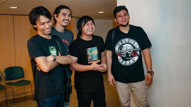 Drummer Sheila On 7 Keluar, Adam: Mohon Maklum