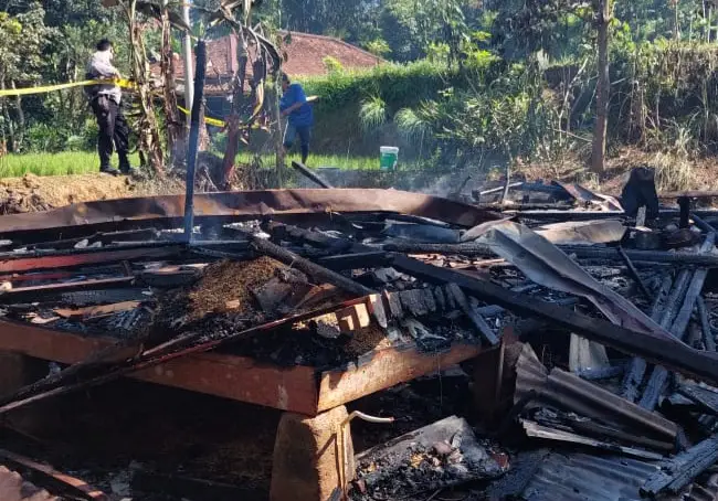 Dua Rumah di Pagelaran Cianjur Kebakaran, Seorang Warga Tewas
