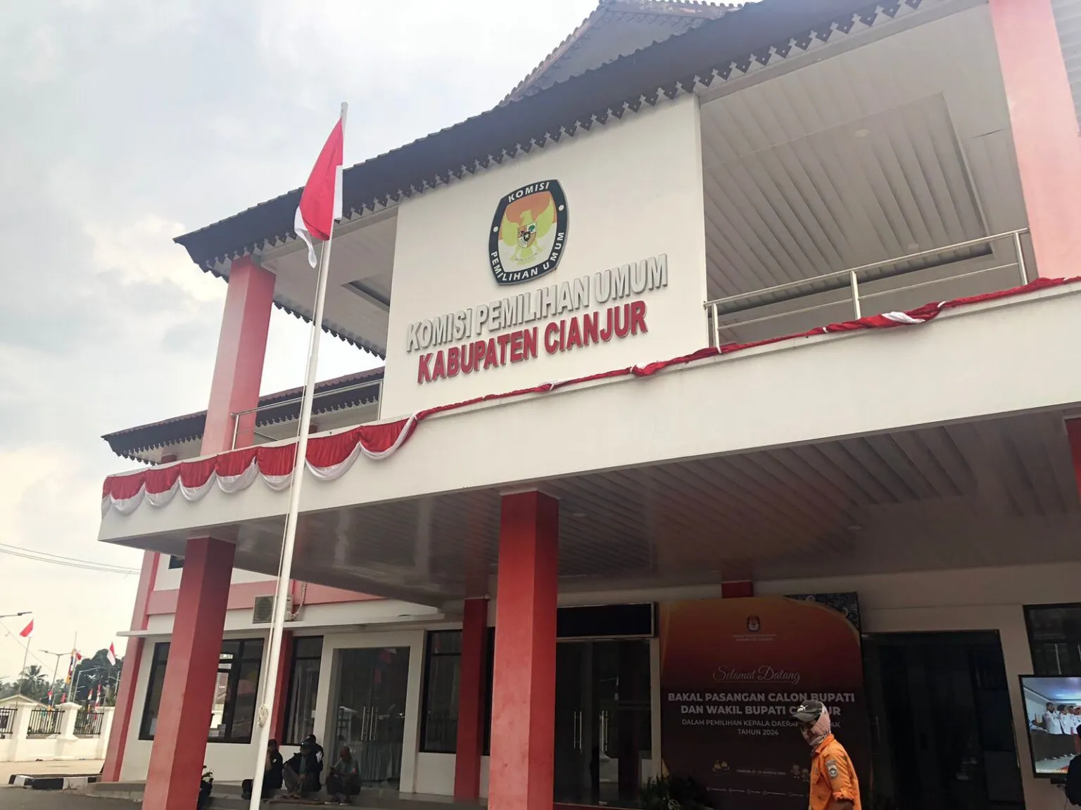 Dua TPS Pilkada Cianjur di Kadupandak Dipindahkan Akibat Pergerakan Tanah