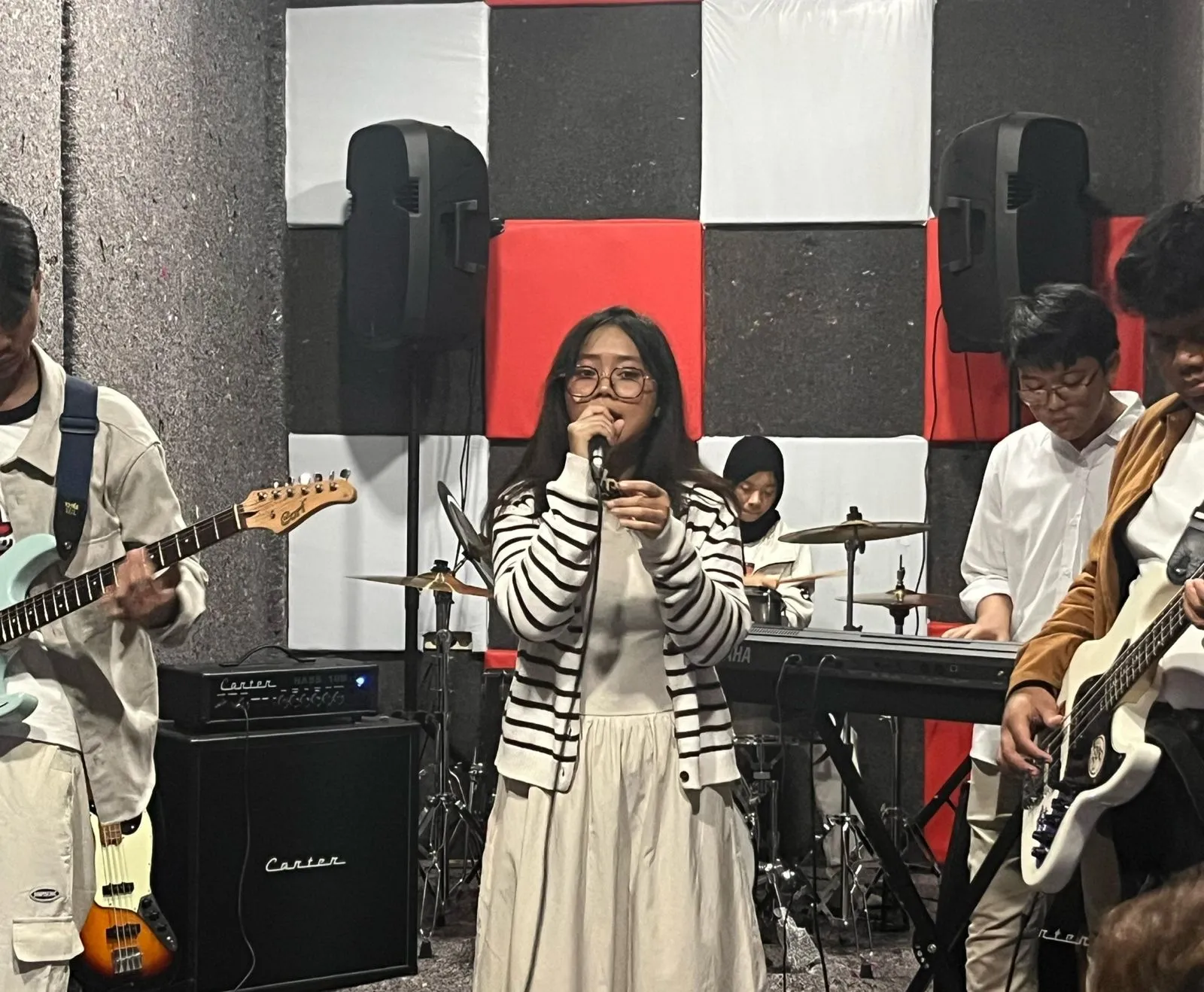 Ekstrakurikuler Band SMAN 2 Cianjur Sukses Gelar Battle of Band Harmonix 2025, Unjuk Bakat Musisi Muda Pelajar