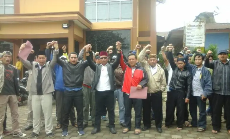 Empat Calon Kades Cipanas Tolak Hasil Rekapitulasi Suara