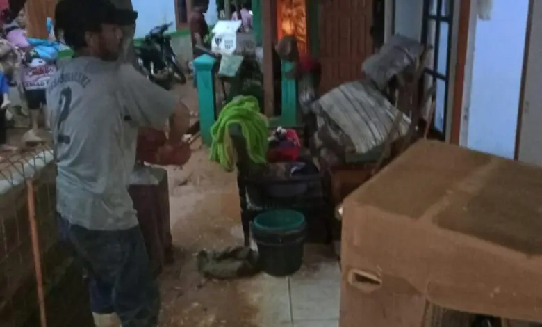 Empat Rumah di Cianjur Tergenang Banjir Lumpur Dampak Pembangunan Agro Wisata