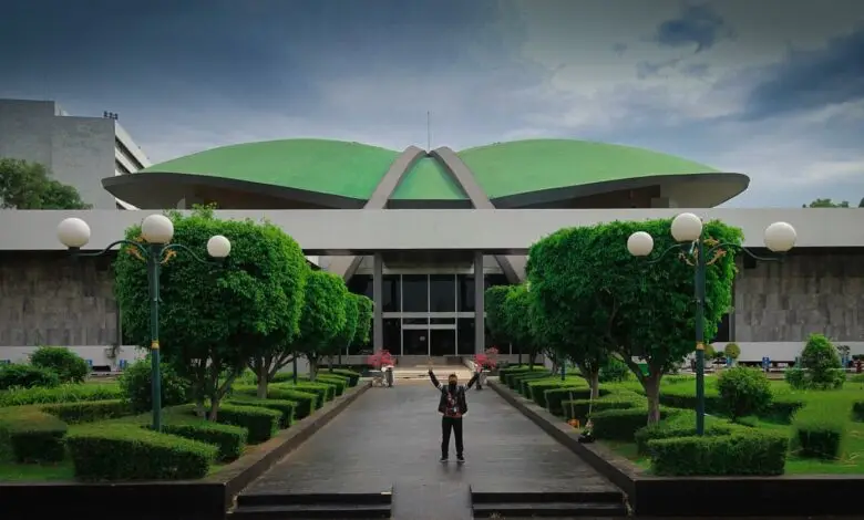 Mantap Nih! DPR Anggarkan Pergantian Lift Rp55 Milyar