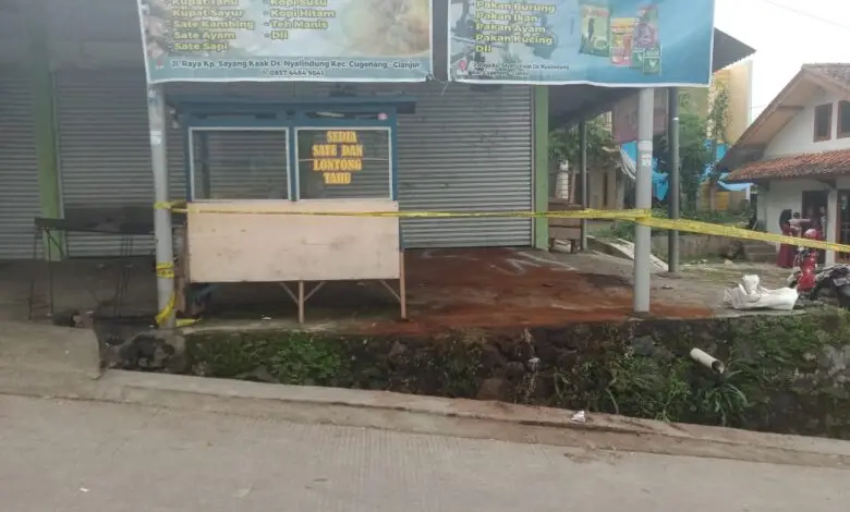 Geger Anak Bunuh Bapak di Cianjur, Banyak Darah Berceceran di Kios Pancing Sayangkaak