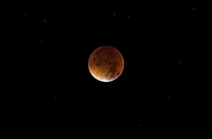 Gerhana Bulan Terlama Abad 21 akan Muncul 19 November 2021