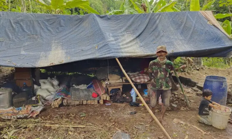 Gubuk Reyot Dibongkar, Warga Haurwangi Bangunkan Rumah untuk Dian