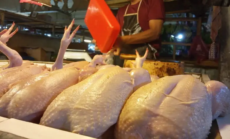 Harga Daging Ayam di Pasar Cipanas Tembus Rp40 Ribu
