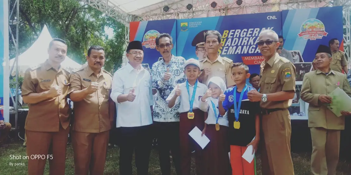 Hebat, Adik Kakak Asal Ciranjang Juara Nasional Karate