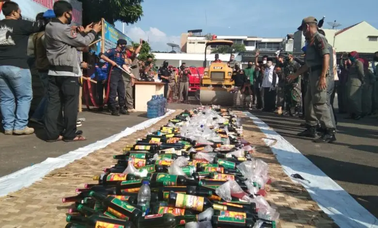 Herman: Miras Lebih Berbahaya dari Covid-19