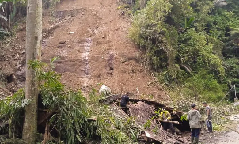Hotel Lembah Permai Resort Cipanas Dilanda Banjir dan Longsor, Kok Bisa?