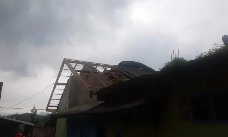Hujan Angin, Delapan Rumah di Cianjur Rusak Berat