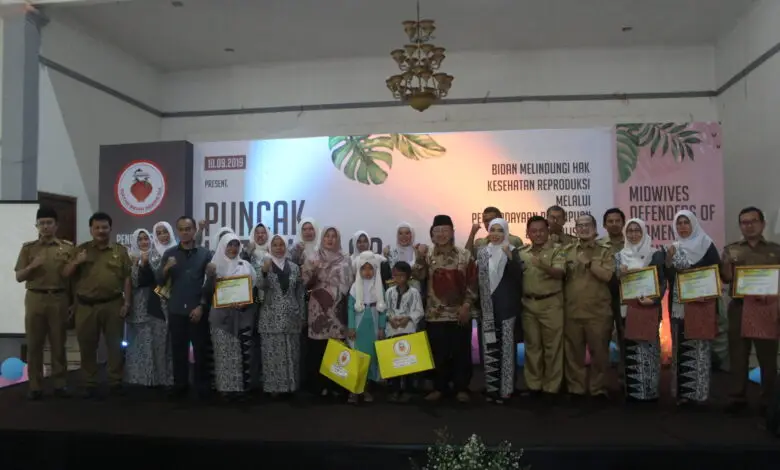 HUT IBI ke 68, Tingkatkan Professionalitas Bidan