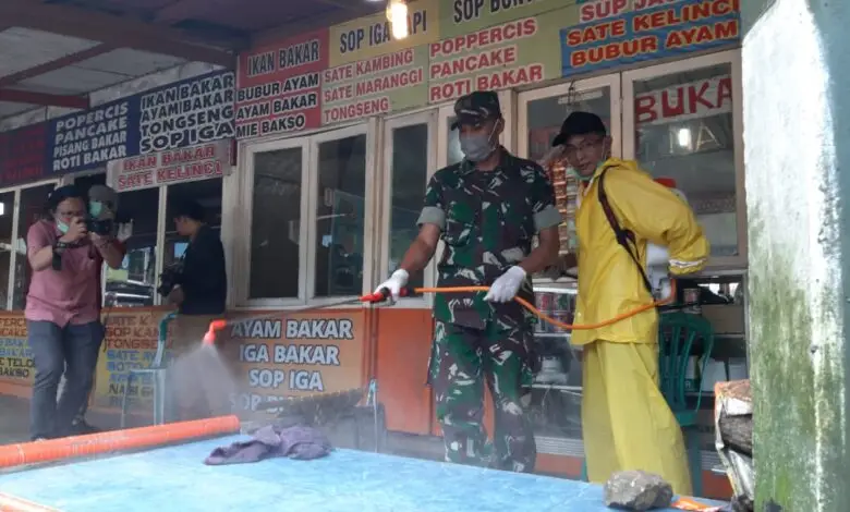 Ikut Semprot Disinfektan, Kodim 0608 Cianjur Ingin Lindungi Warga