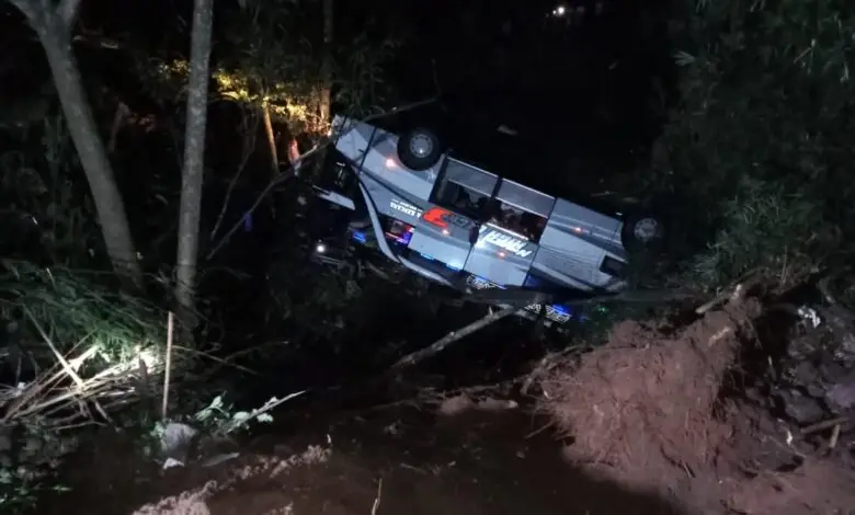Innalillahi, Bus Peziarah Kecelakaan di Wado, 23 Penumpang Tewas