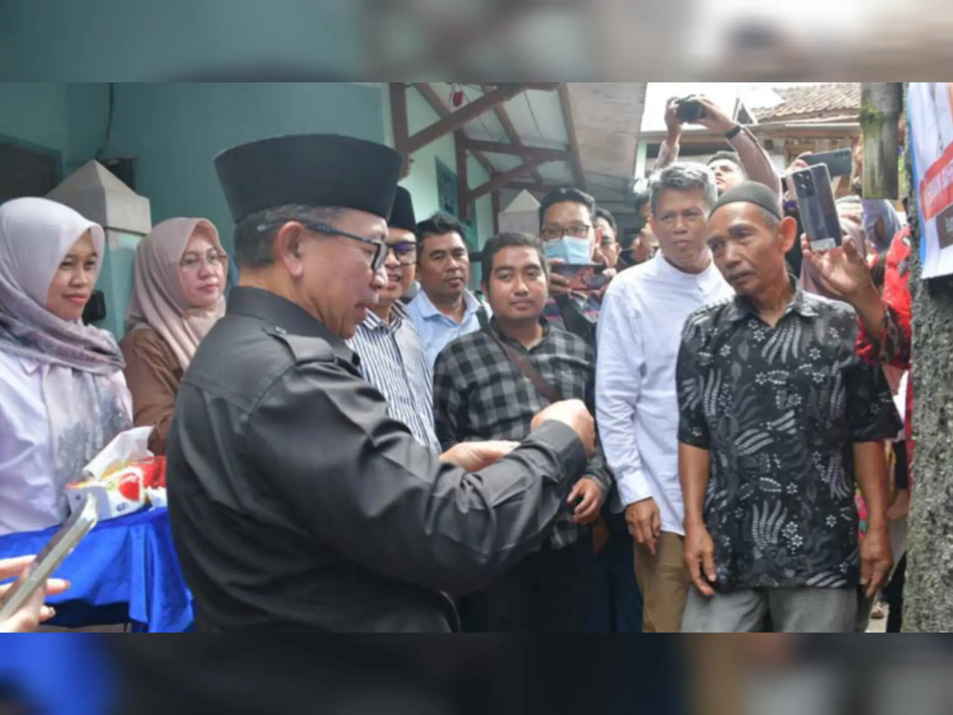 Kata Bupati Sambungan Air PDAM Gratis, Kok Warga Ada yang Bayar?