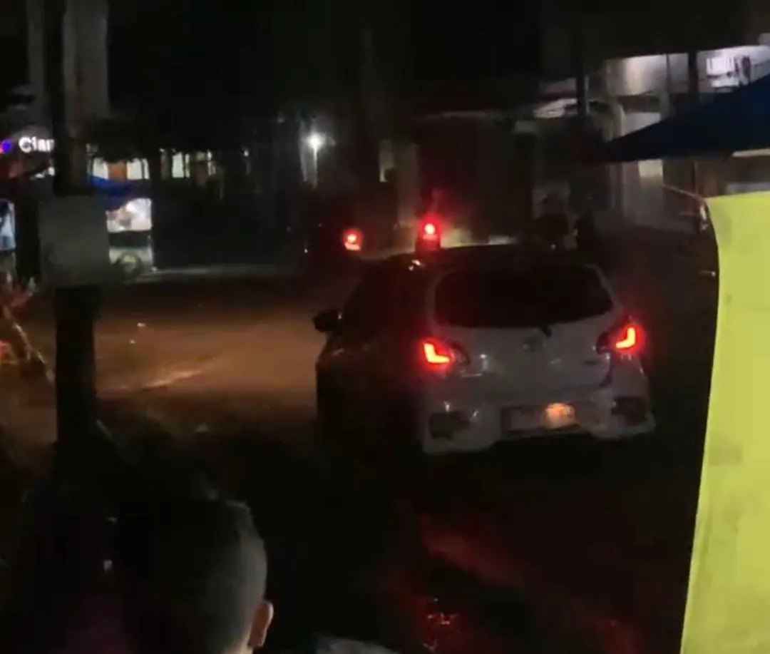 Kawasan Kuliner Sinar Cianjur Mencekam, Aksi Brutal Diduga Geng Motor Serang Warga