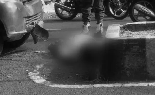 Kecelakaan di Bypass Cianjur, Pemotor Tewas Diseruduk Mobil
