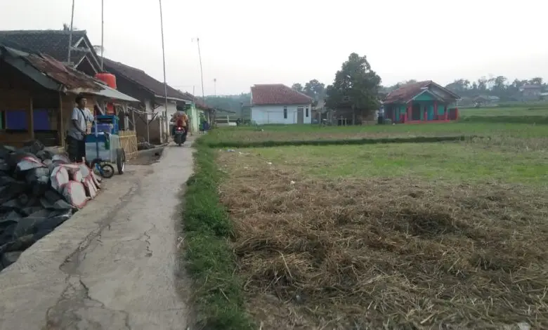 Kekeringan, Warga Rahong Pertanyakan Bantuan Sumur Bor