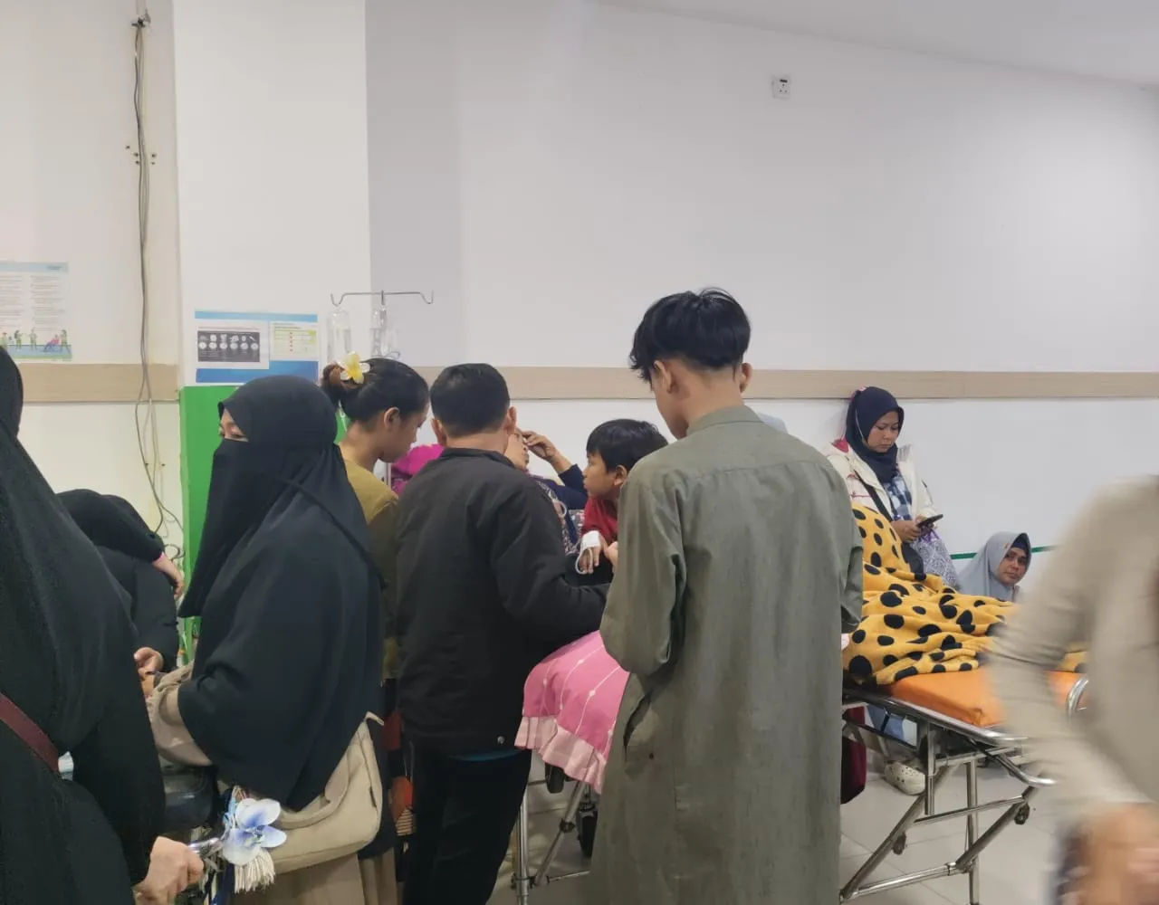 Keracunan Massal Diduga Akibat MBG, Dinkes Cianjur Tetapkan Status KLB