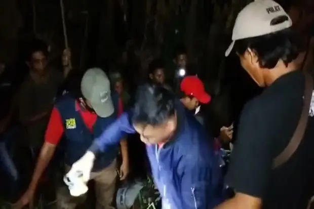 Kerangka Manusia Ditemukan Warga Cianjur di Dasar Jurang