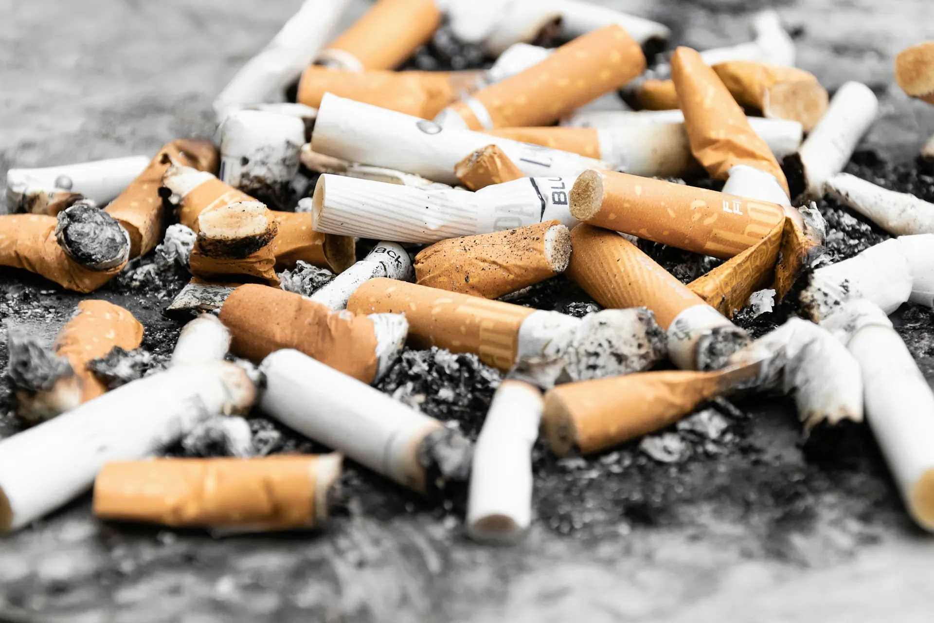 Keuntungan Rp30 Juta per Bulan, Bisnis Rokok Ilegal di Cianjur Menggiurkan?