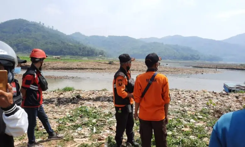 Kronologi Seorang Warga Cikalongkulon Hilang, Diduga Tenggelam di Waduk Cirata