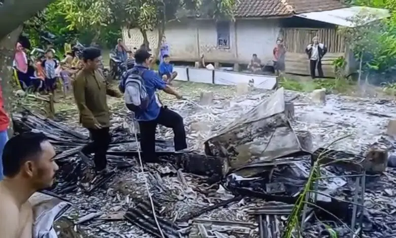 Lagi, Kebakaran Hanguskan Rumah Panggung di Naringgul